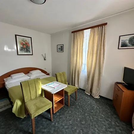 بيت ضيافة Valeria