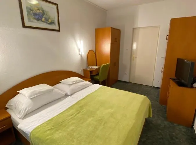 Casa de hóspedes Valeria 3*